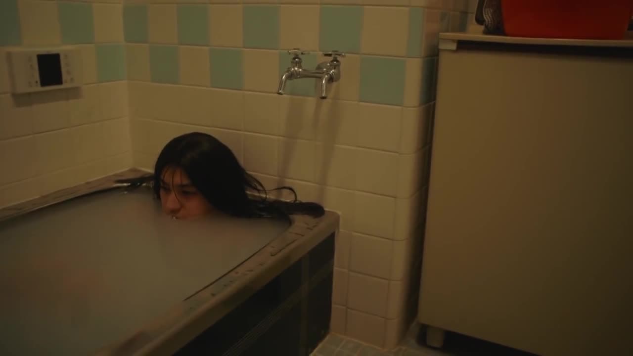 Молодо-зелено — кадр 3